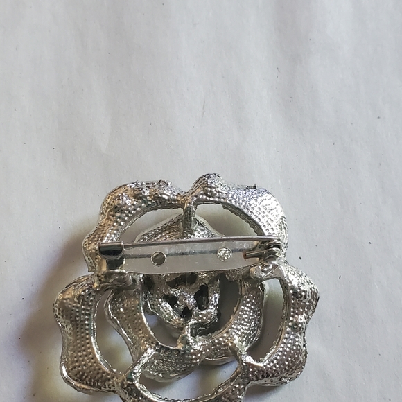 Brooch - Picture 2 of 2